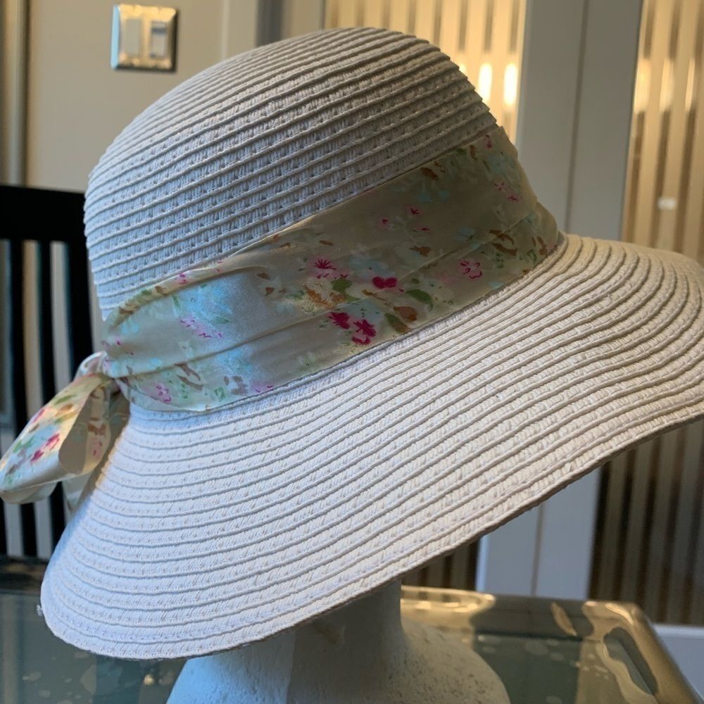 Chic Hat - Picture 3 of 7